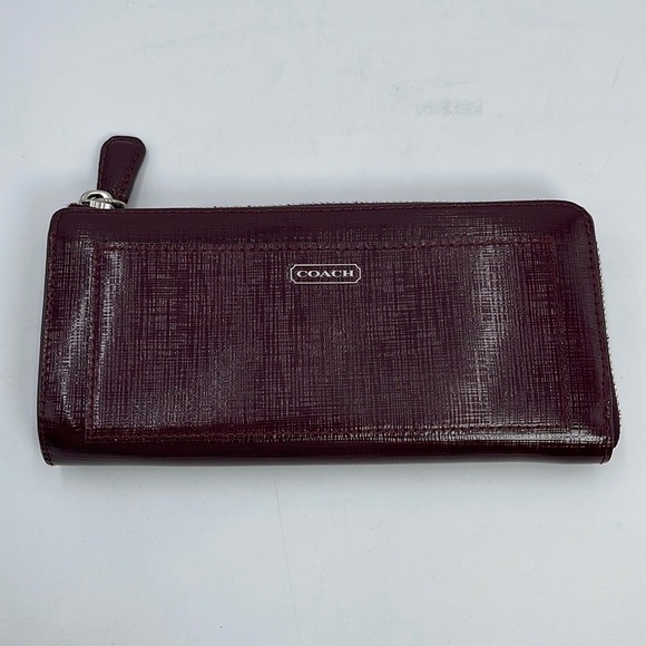 Coach Darcy Saffiano Patent Leather Slim Zippy Wallet 50438 Burgundy - Picture 1 of 4